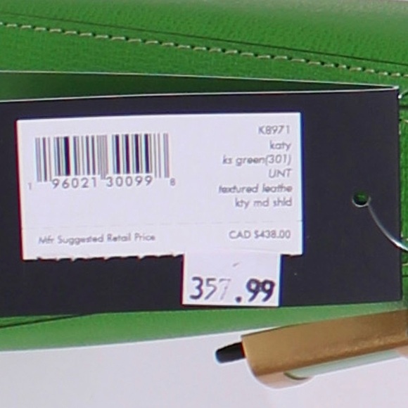 Kate Spade New York Katy Textured Leather Medium Shoulder Bag In Green - Picture 10 of 11